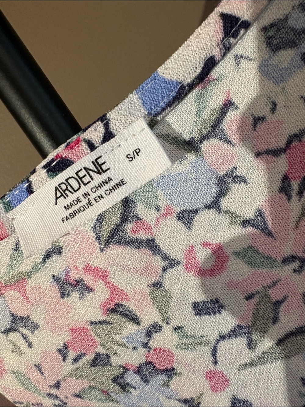 Ardene Pink and Blue Floral V-Neck Dress Size Small NWT - Picture 2 of 14